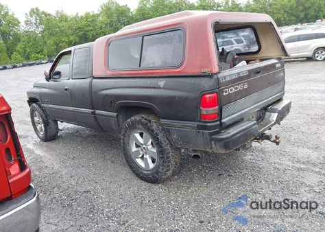 1997 Dodge Ram 1500 St из США, поврежденный, VIN 3B7HF13YXVG742322